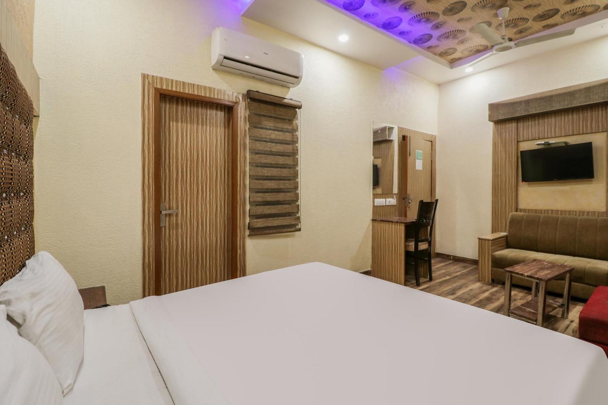 Hotel O Platinum And Amritsar