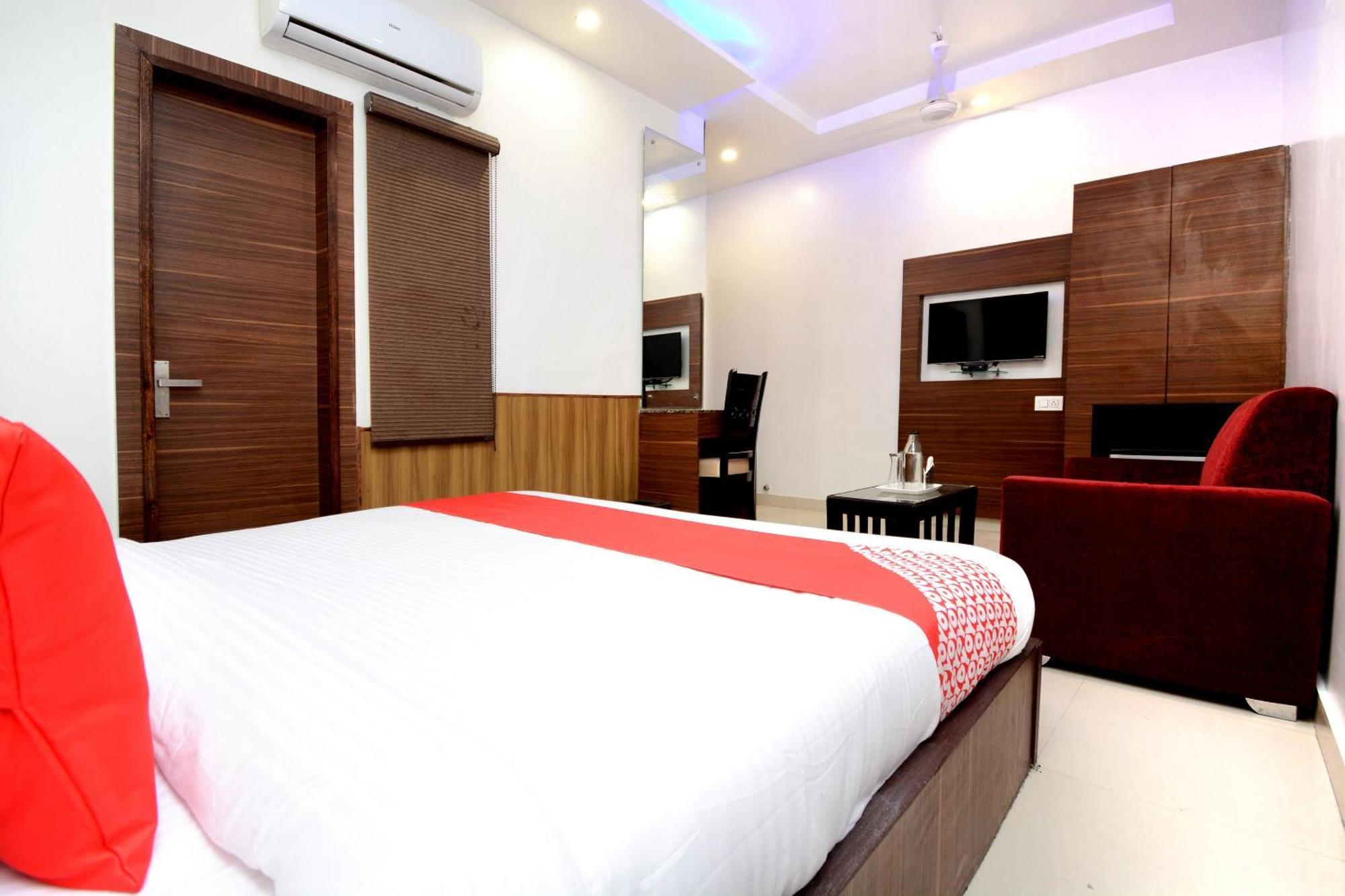 Hotel O Platinum And Amritsar